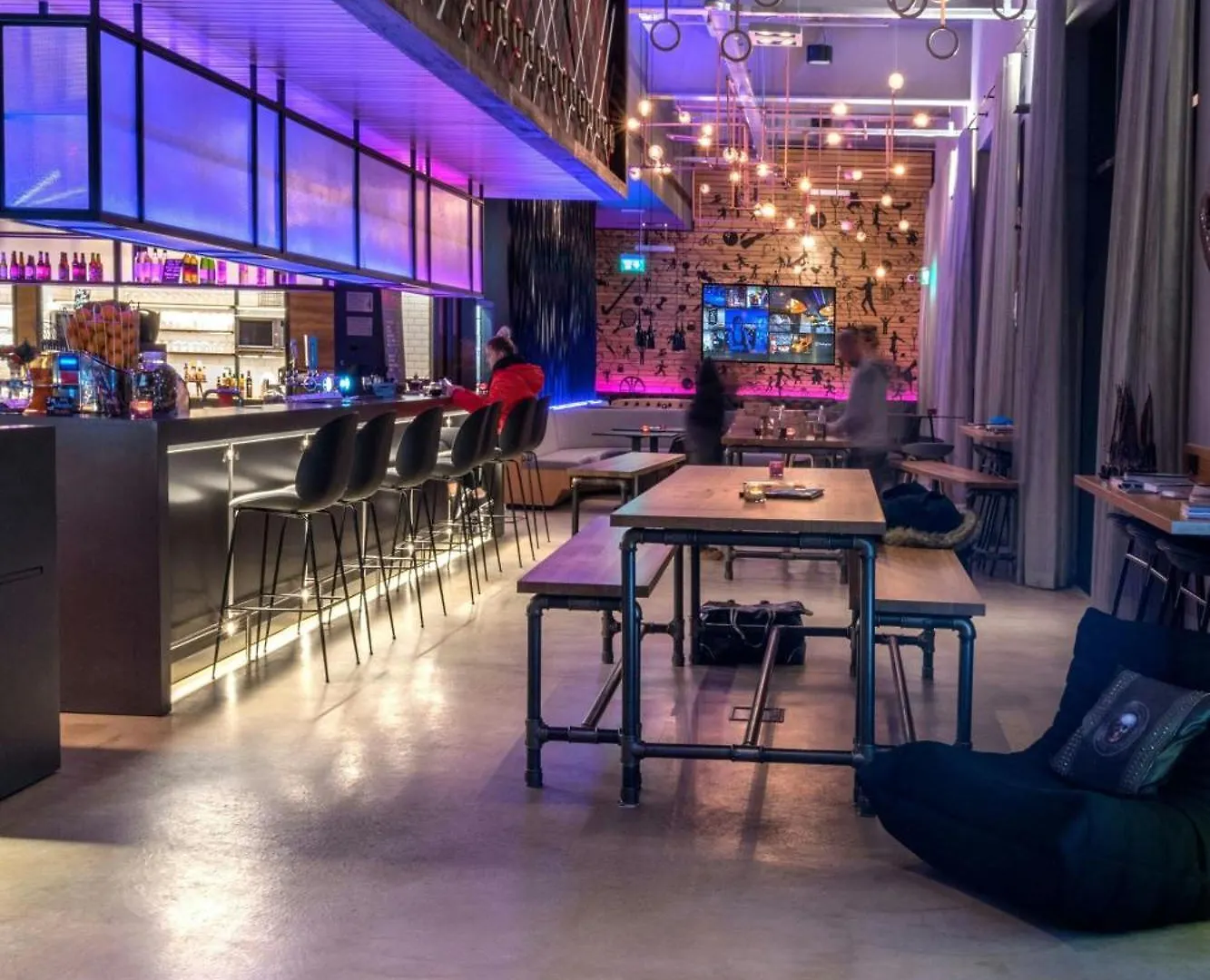 Moxy London Stratford Hotel